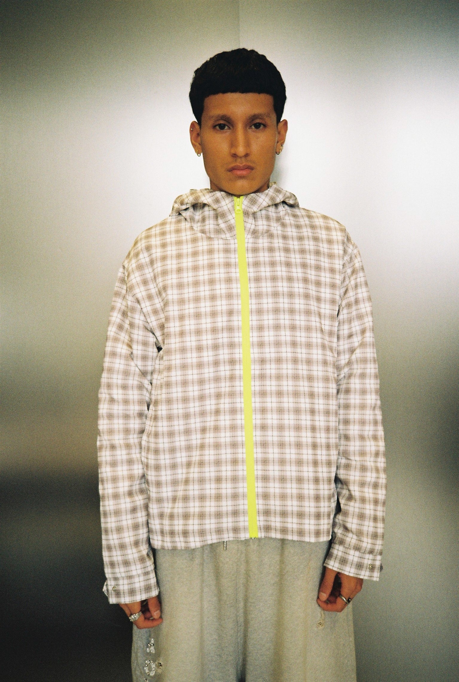 HOODED PLAID JACKET