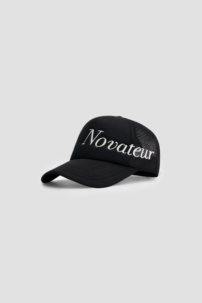 CLASSIC TRUCKER CAP - BLACK